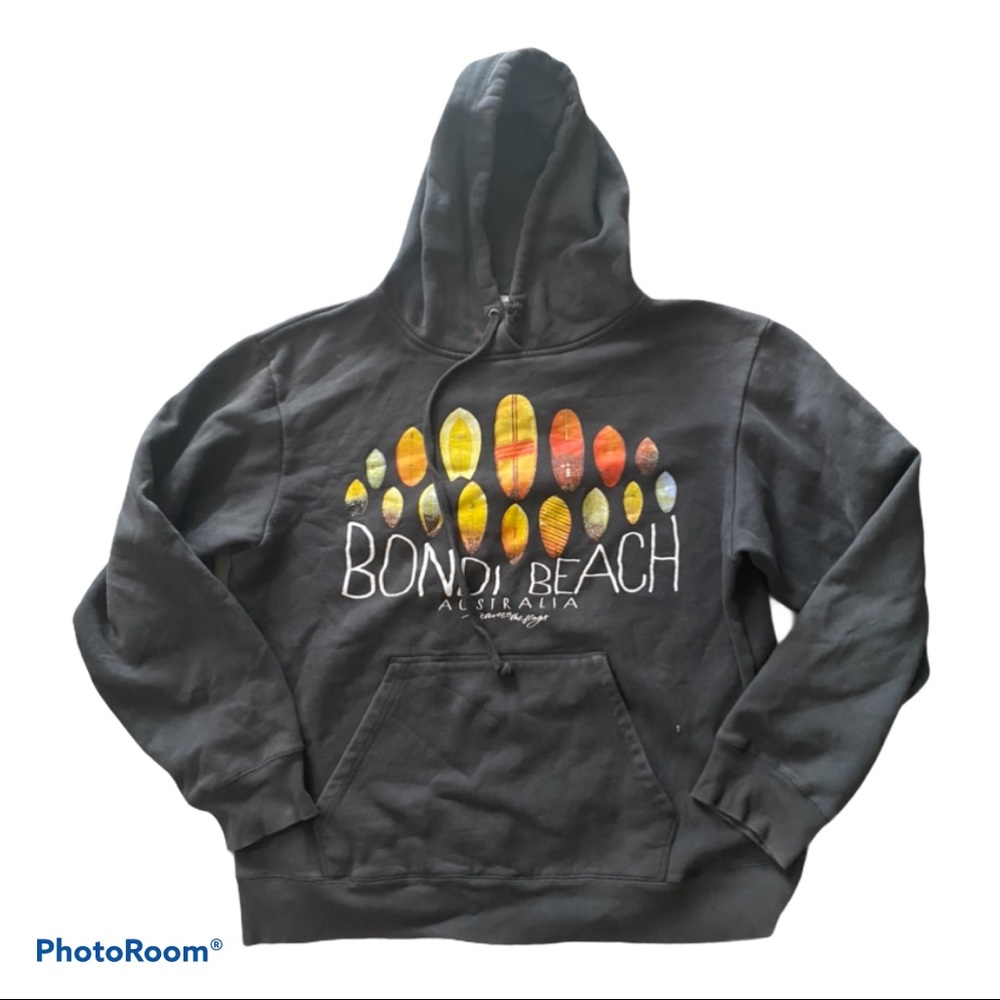 GREY BONDAI BEACH HOODIE SIZE LARGE🖤🖤